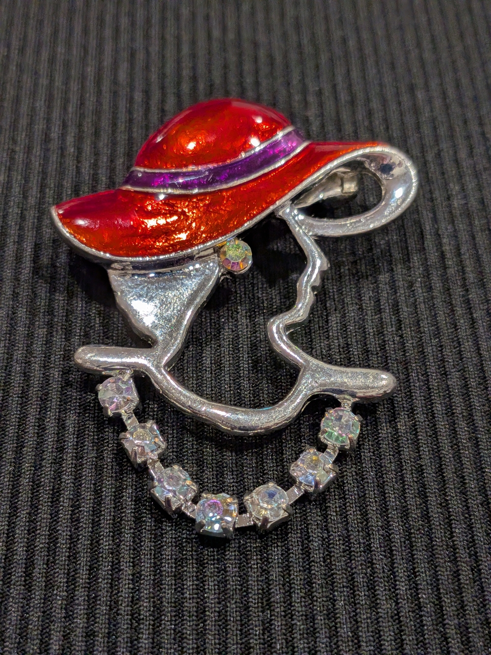 B#3:Silver Tone Silhouette Brooch with Red Enamel Hat and Crystal Chain Vintage